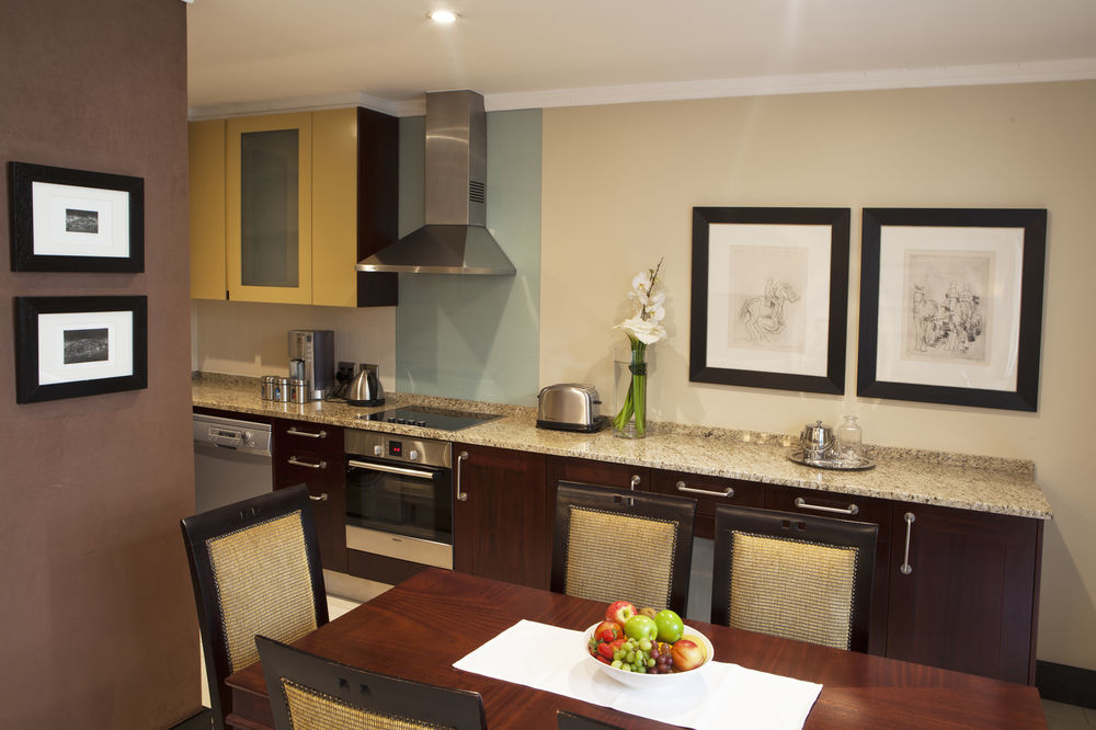 Raphael Suites Γιοχάνεσμπουργκ Εξωτερικό φωτογραφία