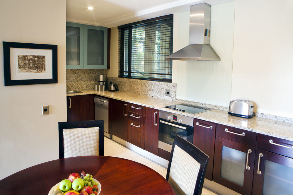 Raphael Suites Γιοχάνεσμπουργκ Εξωτερικό φωτογραφία