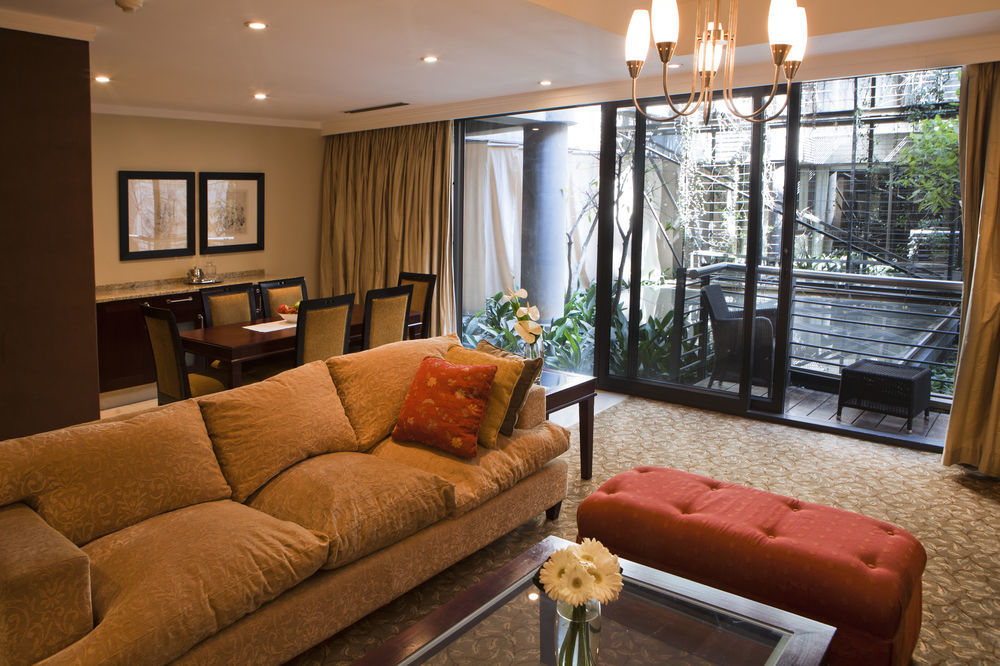 Raphael Suites Γιοχάνεσμπουργκ Εξωτερικό φωτογραφία